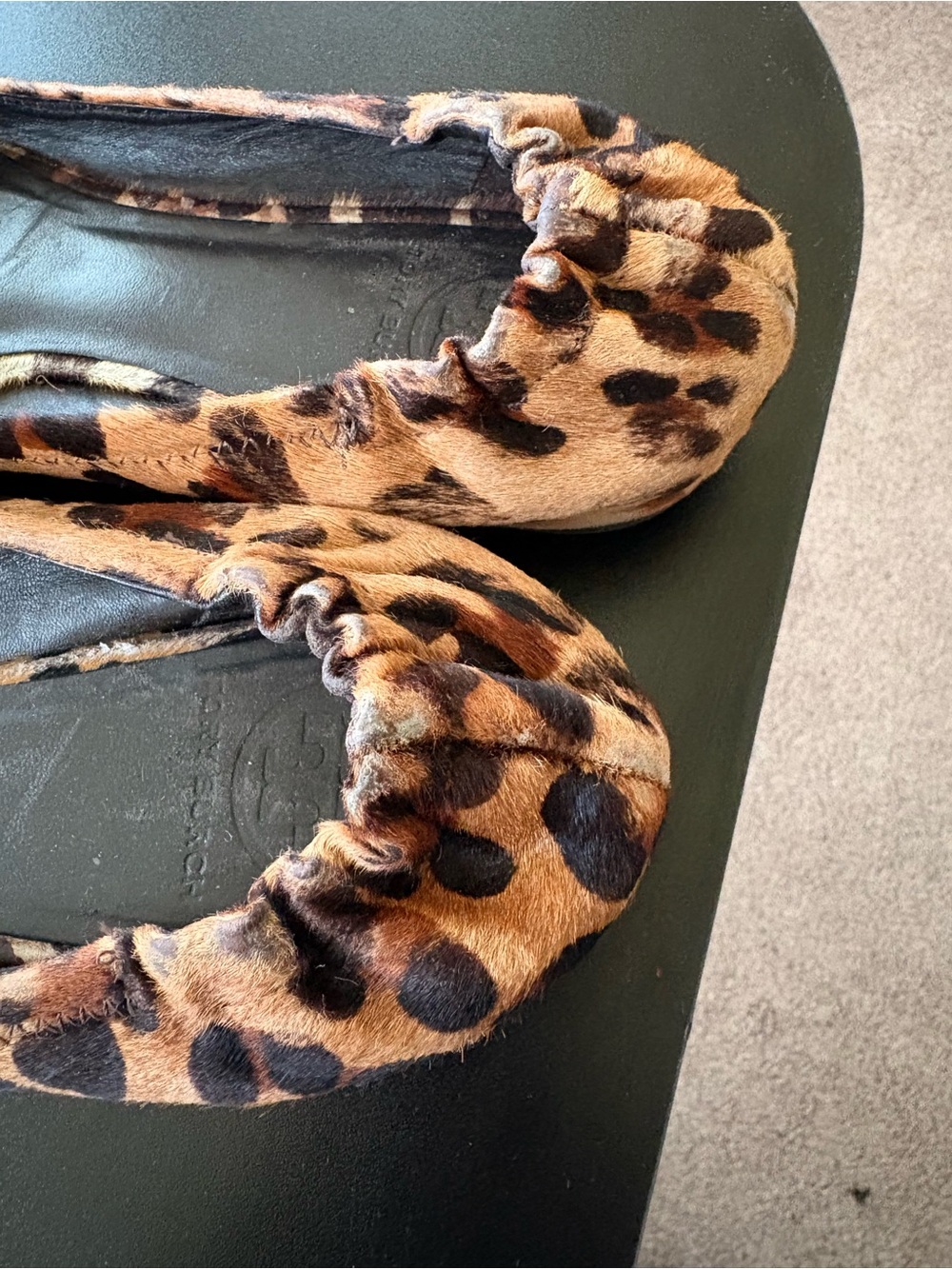 Tory Burch Tan and Black Leopard Ponyhair Ballet Flats with Gold Logo - Picture 4 of 7